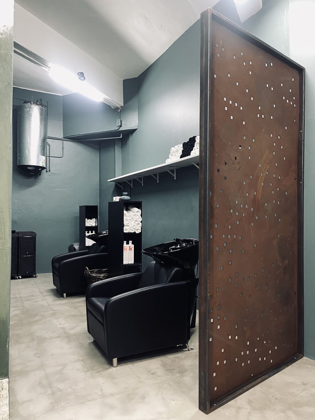 Backwash room